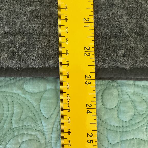 LL Bean Outdoor Cropped Shetland Wool Pullover Sweater Size Large O MW 33 71341 - Picture 9 of 11